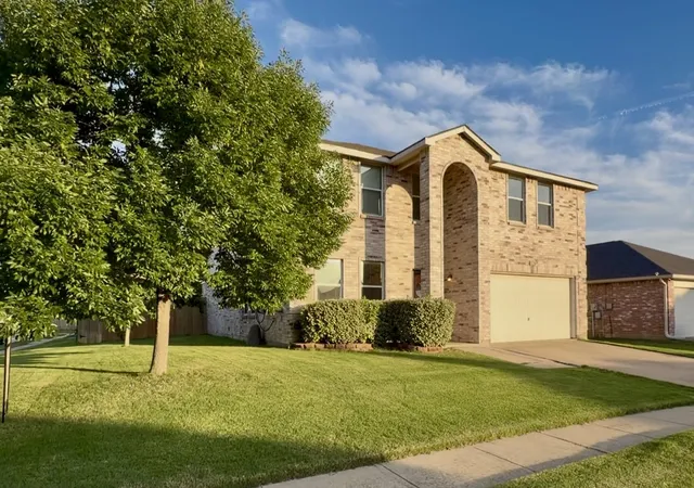 Photo 2 of Single family home for sale at 3214 Friesian Ct, Denton, TX 76210 | MLS# 21349818 | Listing updated on 2026-08-07