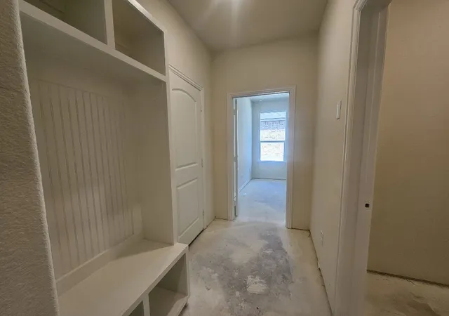 Photo 4 of Single family home for sale at 3006 Leopard Ln, Ennis, TX 75119 | MLS# 21347262 | Listing updated on 2026-09-27