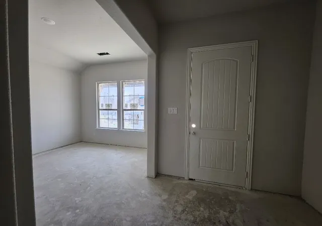 Photo 3 of Single family home for sale at 3008 Leopard Ln, Ennis, TX 75119 | MLS# 21346774 | Listing updated on 2026-08-07