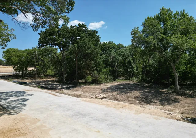 Photo 3 of Land for sale at 272 Heritage Park Dr, Weatherford, TX 76087 | MLS# 21351817 | Listing updated on 2026-08-07