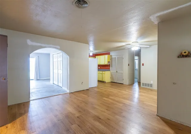 Photo 4 of Single family home for sale at 2502 Bennett Dr, Abilene, TX 79605 | MLS# 21350481 | Listing updated on 2026-08-22