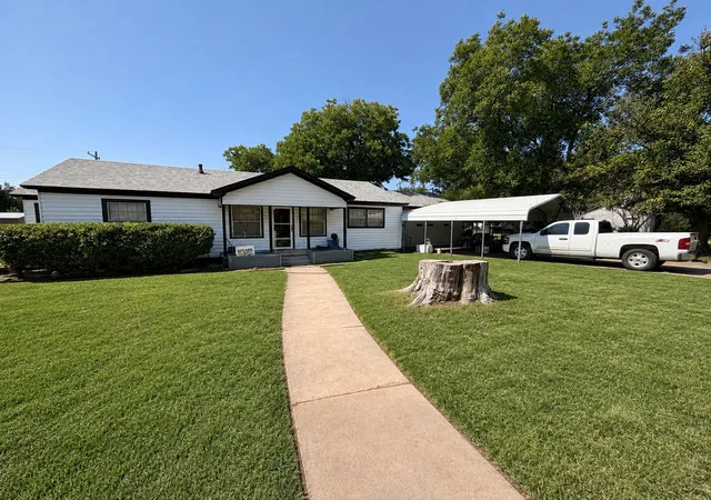 Photo 1 of Single family home for sale at 925 N 6th St, Haskell, TX 79521 | MLS# 21350424 | Listing updated on 2026-09-25