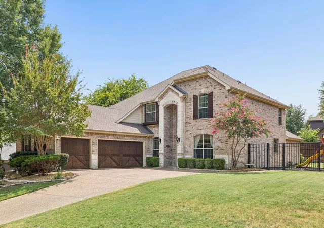 Photo 2 of Single family home for sale at 5147 Pond Crest Trl, Fairview, TX 75069 | MLS# 21344957 | Listing updated on 2026-08-29