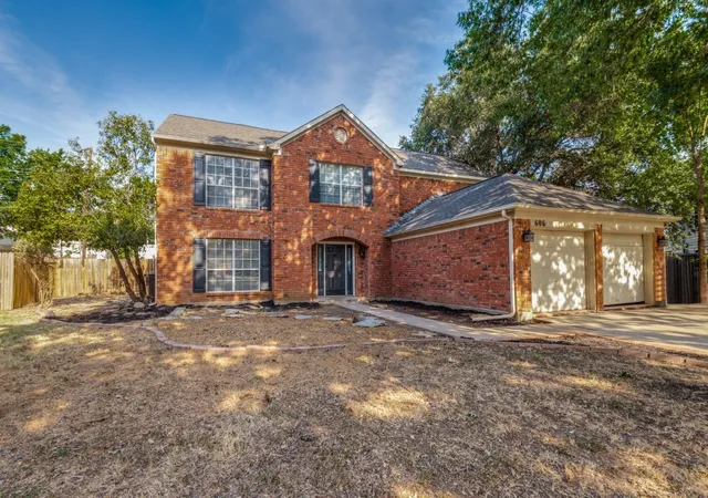 Photo 1 of Single family home for sale at 606 Berkley Dr, Grapevine, TX 76051 | MLS# 21352485 | Listing updated on 2026-09-28