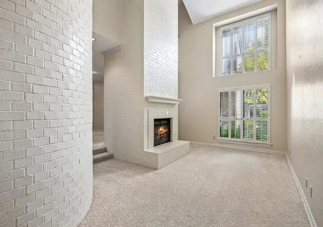 Photo 4 of Condo for sale at 5126 Westgrove Dr #5126, Dallas, TX 75248 | MLS# 21345533 | Listing updated on 2026-08-07