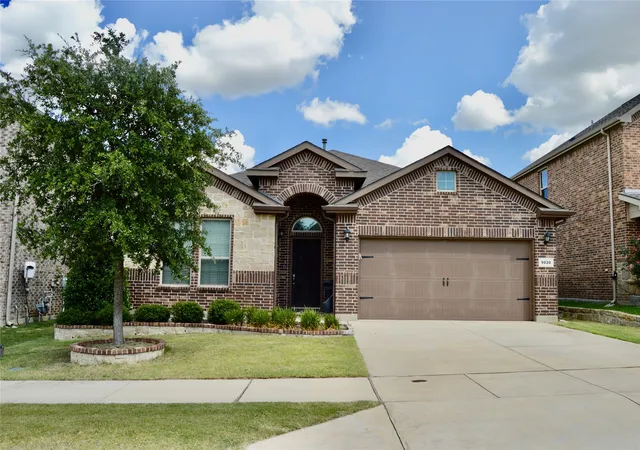 Photo 1 of Single family home for sale at 9020 Bronze Meadow Dr, Fort Worth, TX 76131 | MLS# 21255911 | Listing updated on 2026-08-23
