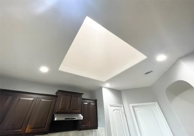 Photo 4 of Single family home for sale at 9020 Bronze Meadow Dr, Fort Worth, TX 76131 | MLS# 21255911 | Listing updated on 2026-08-23