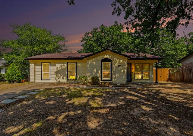 Photo 1 of Single family home for sale at 3104 Forestdale Ln, Balch Springs, TX 75180 | MLS# 21349850 | Listing updated on 2026-08-28