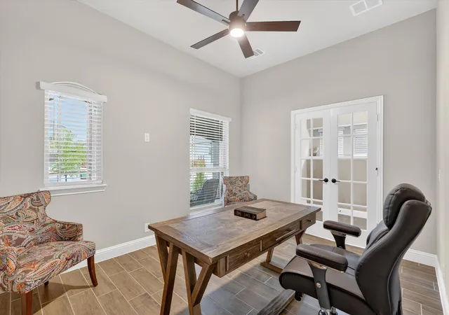 Photo 3 of Single family home for sale at 326 Atlas Cedar, Glenn Heights, TX 75154 | MLS# 21352770 | Listing updated on 2026-08-07