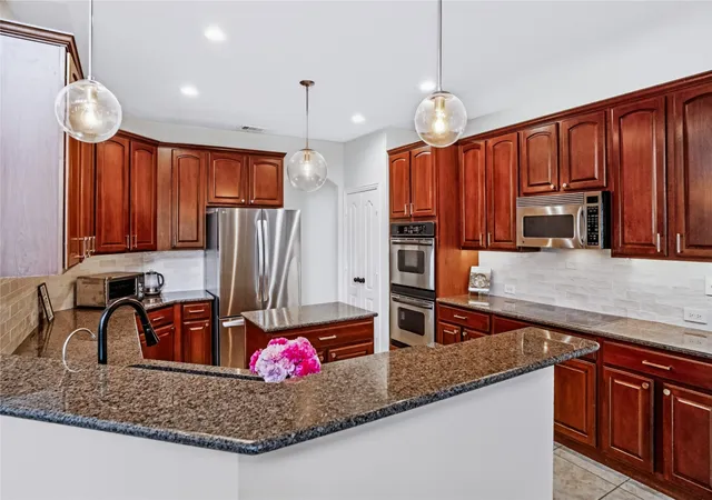 Photo 3 of Single family home for sale at 1320 Briar Ridge Dr, Keller, TX 76248 | MLS# 21352365 | Listing updated on 2026-10-02