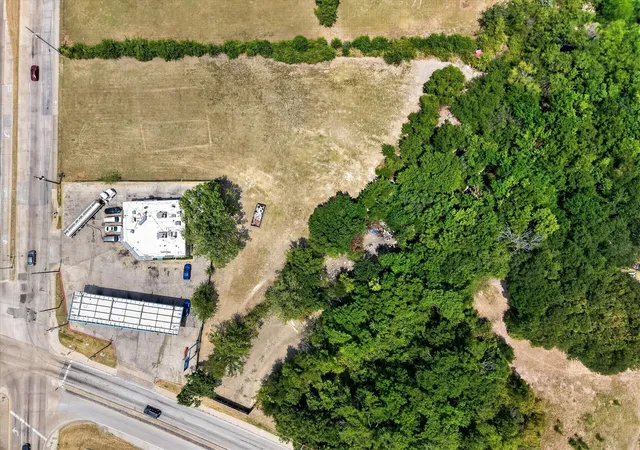 Photo 3 of Land for sale at 720 S Masters Dr, Dallas, TX 75217 | MLS# 21347130 | Listing updated on 2026-10-06