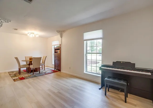 Photo 4 of Single family home for sale at 441 W Pleasantview Dr, Hurst, TX 76054 | MLS# 21352826 | Listing updated on 2026-08-19