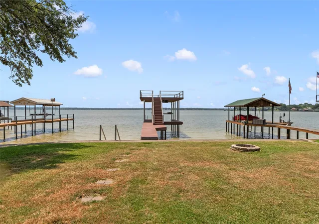 Photo 2 of Single family home for sale at 179 Autumn Wood Trl, Gun Barrel City, TX 75156 | MLS# 21346675 | Listing updated on 2026-08-13