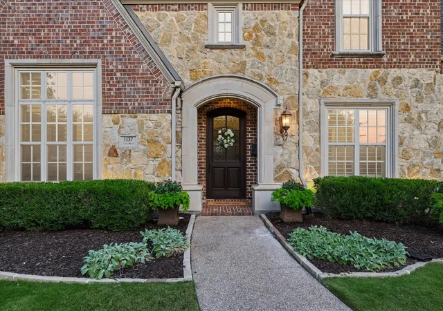 Photo 3 of Sale Pending at 1137 King Mark Dr, Lewisville, TX 75056 | MLS# 21350673 | Listing updated on 2026-08-28