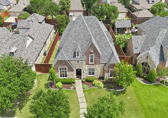 Photo 4 of Sale Pending at 1137 King Mark Dr, Lewisville, TX 75056 | MLS# 21350673 | Listing updated on 2026-08-28