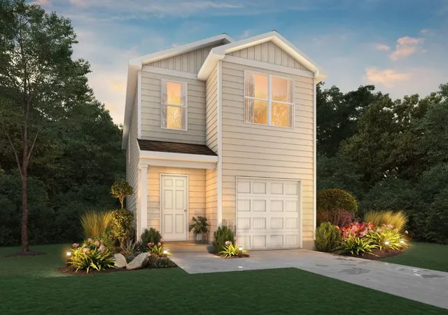 Photo 1 of Single family home for sale at 2132 Falcon Dr, Tyler, TX 75702 | MLS# 21352988 | Listing updated on 2026-09-22