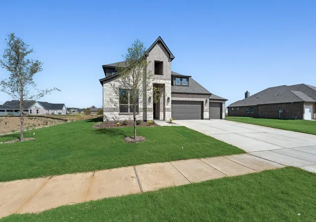 Photo 4 of Single family home for sale at 7011 Lilly Ln, Sanger, TX 76266 | MLS# 21353076 | Listing updated on 2026-09-29