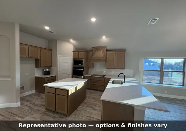 Photo 4 of Single family home for sale at 7015 Lilly Ln, Sanger, TX 76266 | MLS# 21353091 | Listing updated on 2026-09-29