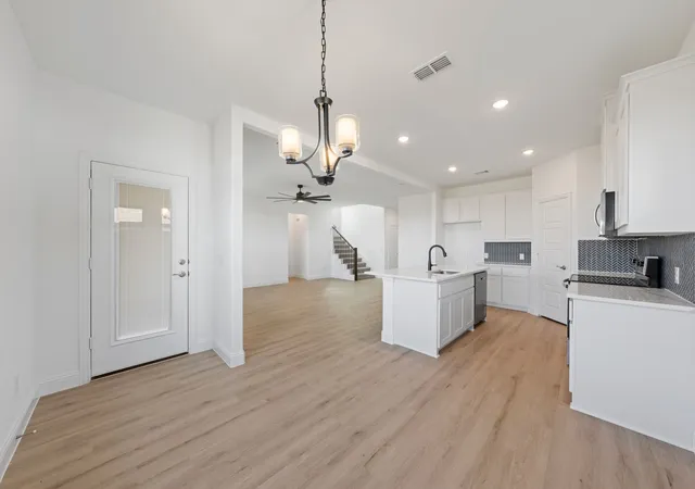 Photo 3 of Single family home for sale at 5000 Taylor Trl, Sanger, TX 76266 | MLS# 21353096 | Listing updated on 2026-08-06