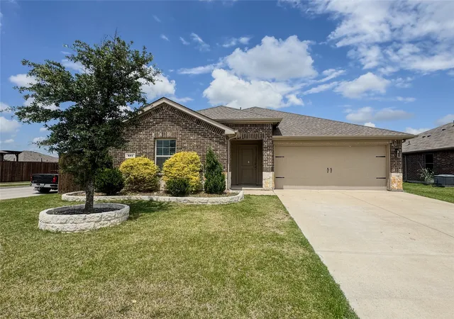 Photo 1 of Single family home for sale at 801 Meadow Creek Ln, Josephine, TX 75189 | MLS# 21353061 | Listing updated on 2026-08-11