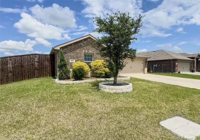 Photo 2 of Single family home for sale at 801 Meadow Creek Ln, Josephine, TX 75189 | MLS# 21353061 | Listing updated on 2026-08-11