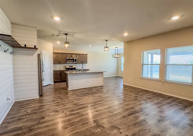 Photo 4 of Single family home for sale at 801 Meadow Creek Ln, Josephine, TX 75189 | MLS# 21353061 | Listing updated on 2026-08-11