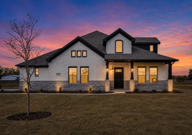 Photo 1 of Single family home for sale at 347 Copper Branach Rd, Whitesboro, TX 76273 | MLS# 21353137 | Listing updated on 2026-09-17