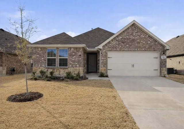 Photo 2 of Single family home for sale at 114 Sunberry Dr, Caddo Mills, TX 75135 | MLS# 21353142 | Listing updated on 2026-08-07