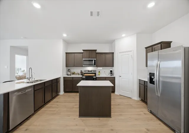 Photo 3 of Single family home for sale at 114 Sunberry Dr, Caddo Mills, TX 75135 | MLS# 21353142 | Listing updated on 2026-10-02