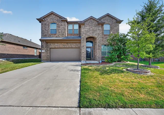 Photo 1 of Single family home for sale at 576 Pendennis Dr, Fort Worth, TX 76131 | MLS# 21350768 | Listing updated on 2026-09-03