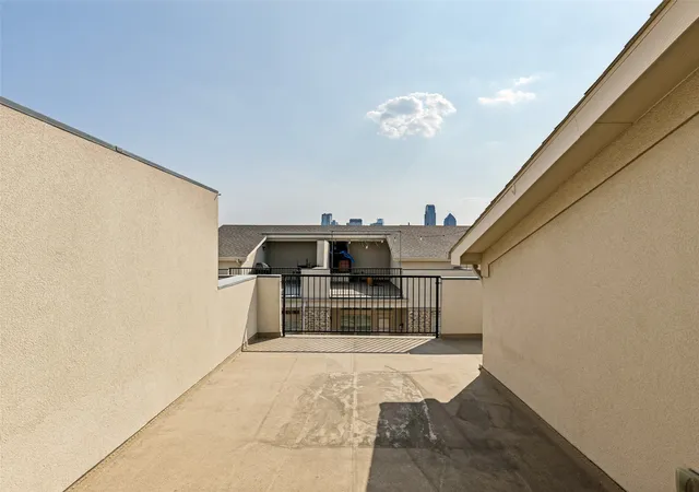 Photo 4 of Single family home for sale at 1305 Palm Springs Ln, Dallas, TX 75204 | MLS# 21353158 | Listing updated on 2026-09-23