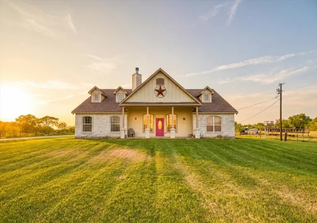 Single family home for sale at 411 N 6Th St, Coolidge, TX 76635 | MLS# 21350209