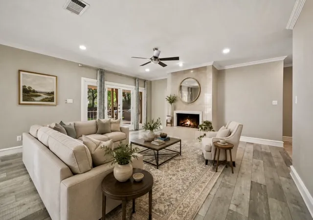Photo 4 of Single family home for sale at 2311 Creekside Cir N, Irving, TX 75063 | MLS# 21348469 | Listing updated on 2026-10-07