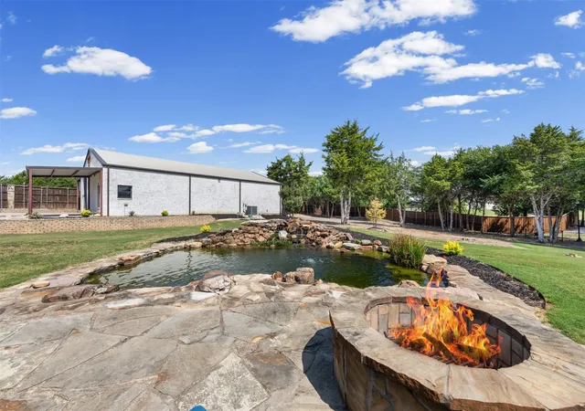 Photo 3 of Single family home for sale at 2971 American Sparrow Dr, Midlothian, TX 76065 | MLS# 21347787 | Listing updated on 2026-09-24