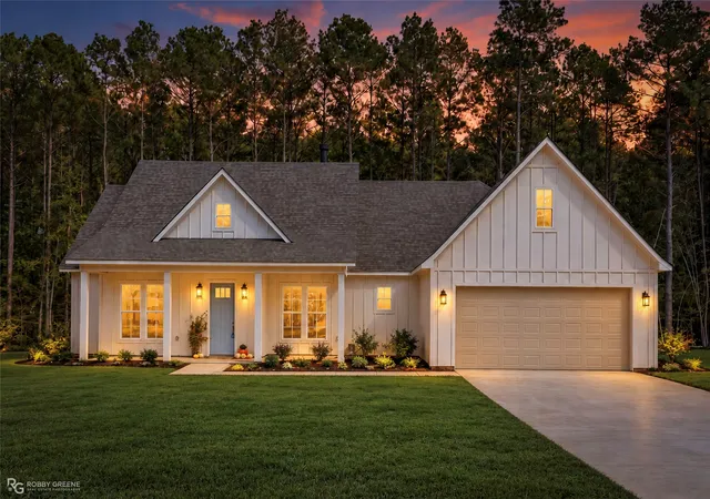 Single family home for sale at 823 Fuller Cemetery Rd, Minden, LA 71055 | MLS# 21353241
