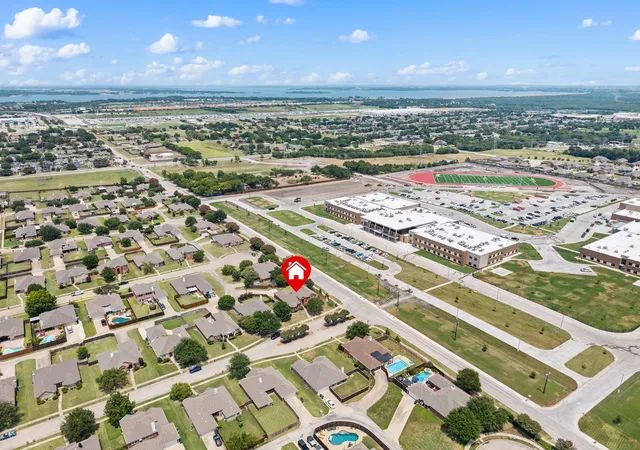 Photo 4 of Sale Pending at 1215 Majestic Wy, Wylie, TX 75098 | MLS# 21341129 | Listing updated on 2026-08-30
