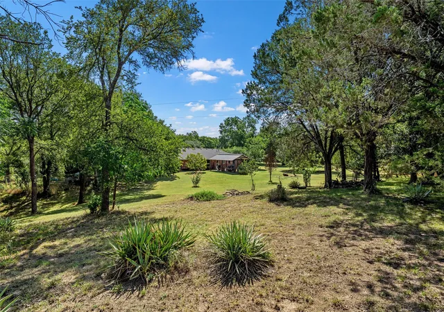 Photo 1 of Single family home for sale at 266 Childress Creek Dr, China Spring, TX 76633 | MLS# 21353243 | Listing updated on 2026-09-25