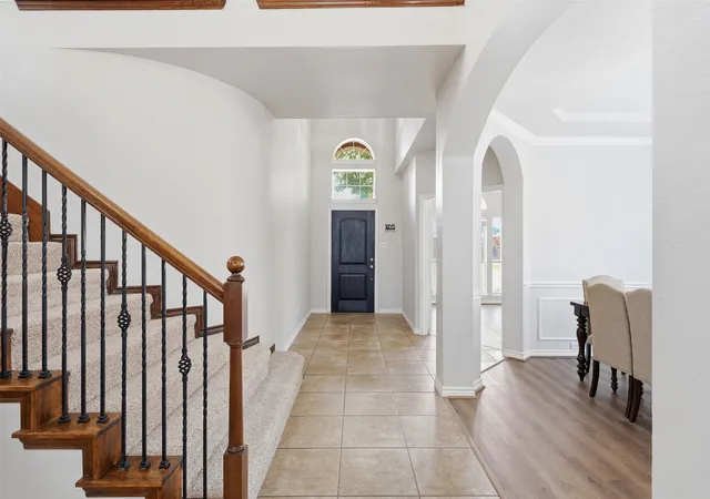 Photo 4 of Single family home for sale at 424 High Desert Dr, Fort Worth, TX 76131 | MLS# 21353324 | Listing updated on 2026-10-06