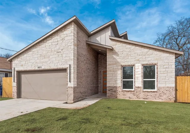 Photo 1 of Single family home for sale at 3811 Aransas St, Dallas, TX 75212 | MLS# 21353347 | Listing updated on 2026-09-07