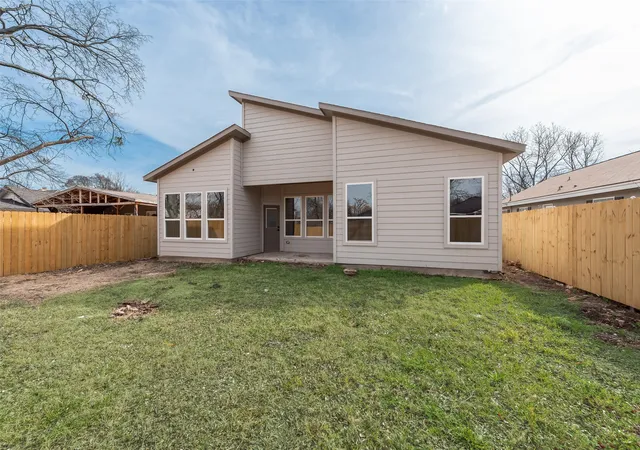 Photo 24 of Single family home for sale at 3811 Aransas St, Dallas, TX 75212 | MLS# 21353347 | Listing updated on 2026-09-07