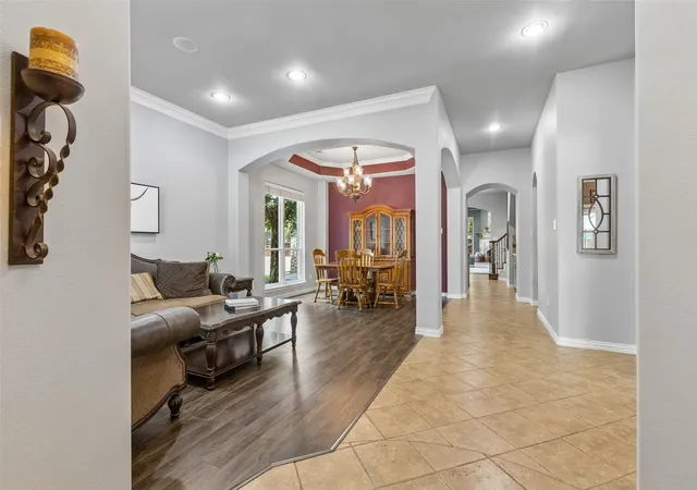 Photo 3 of Single family home for sale at 10198 Wheat Ridge Dr, Frisco, TX 75033 | MLS# 21347238 | Listing updated on 2026-08-08