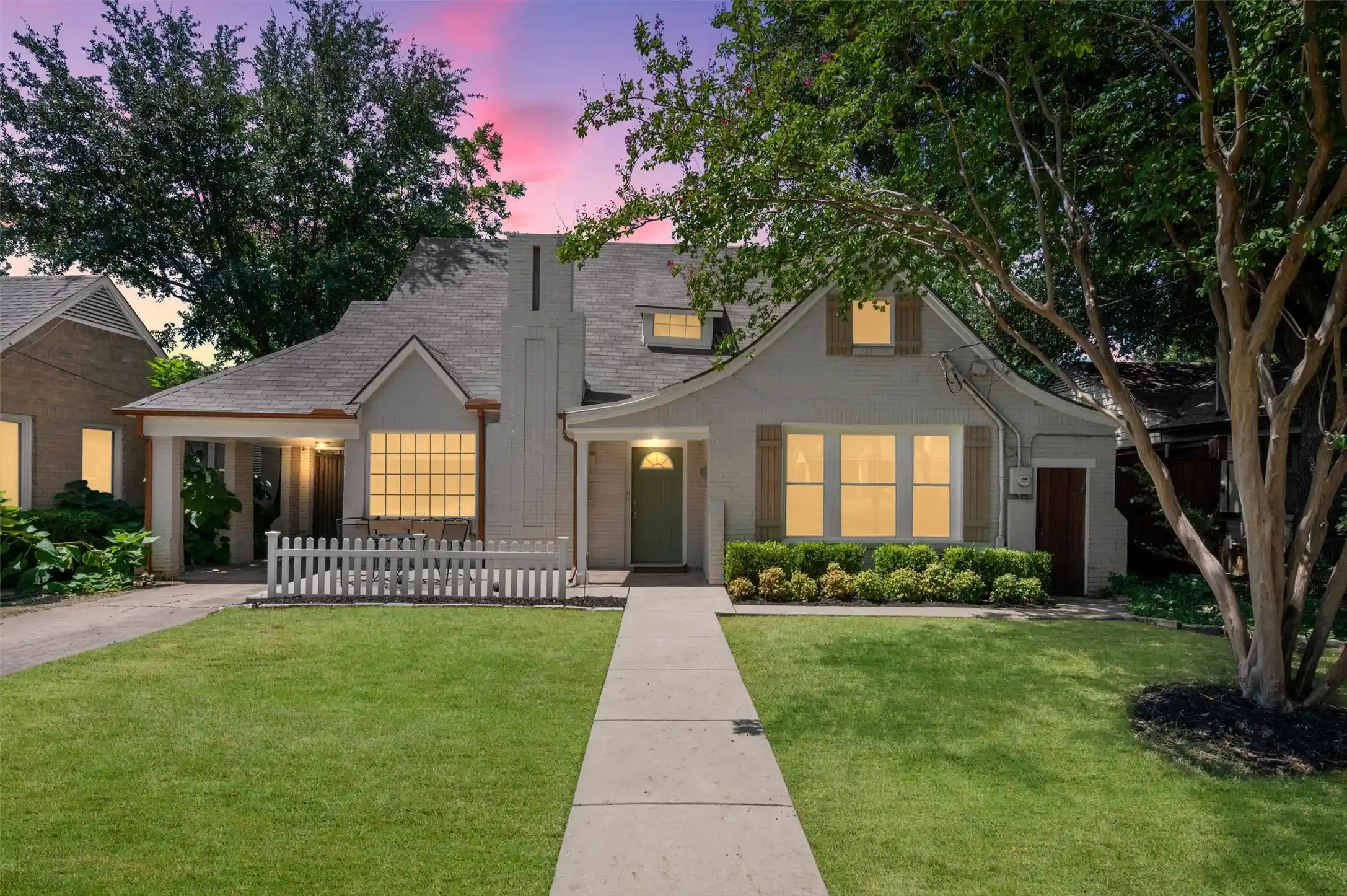 Photo 1 of Single family home for sale at 5223 Denton Dr, Dallas, TX 75235 | MLS# 21353129 | Listing updated on 2026-10-28