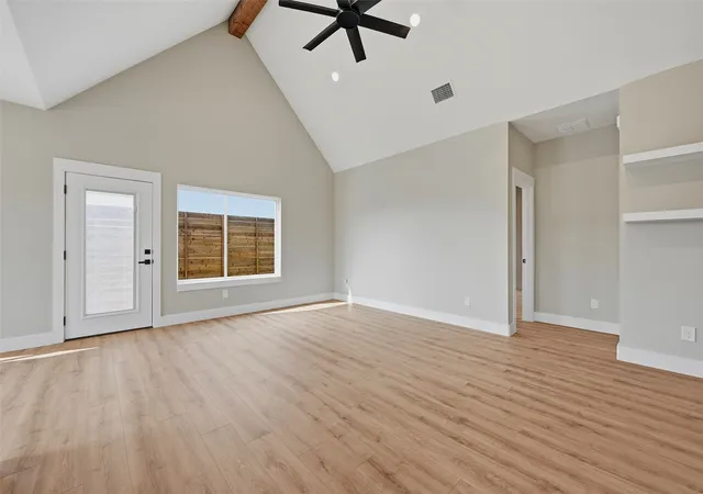 Photo 4 of Single family home for sale at 506 Southern Dr, Sherman, TX 75092 | MLS# 21352463 | Listing updated on 2026-09-30