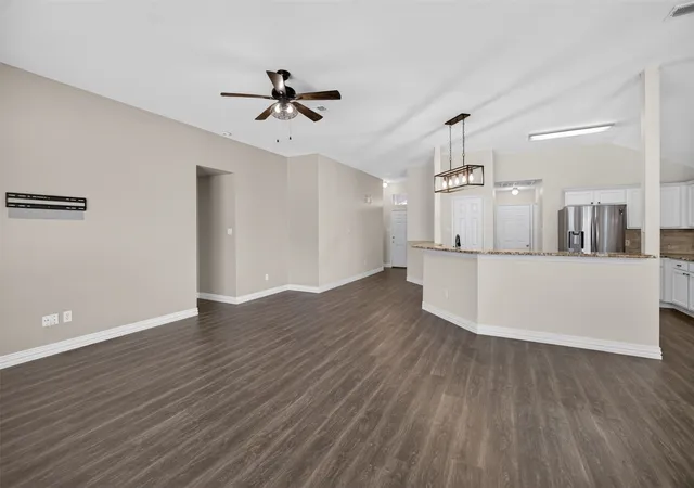 Photo 3 of Single family home for sale at 9612 Linton Dr, Fort Worth, TX 76108 | MLS# 21344449 | Listing updated on 2026-08-29