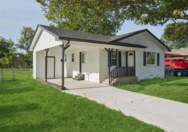 Photo 3 of Single family home for sale at 300 E Hazelwood St, Princeton, TX 75407 | MLS# 21353395 | Listing updated on 2026-08-07