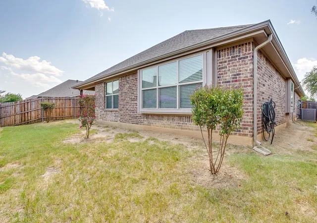 Photo 31 of Single family home for sale at 11829 Hassop Ln, Burleson, TX 76028 | MLS# 21352768 | Listing updated on 2026-10-01