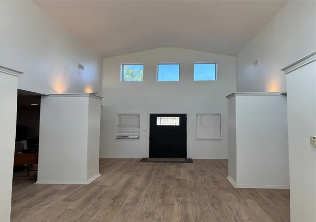 Photo 3 of Single family home for sale at 711 Baylor Blvd, Big Spring, TX 79720 | MLS# 21349677 | Listing updated on 2026-09-30