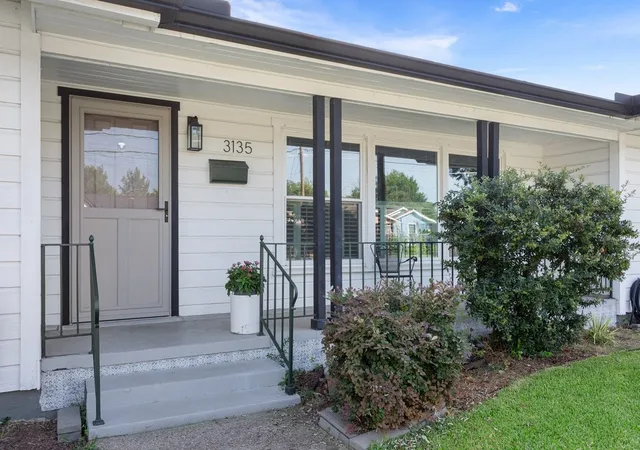 Photo 2 of Single family home for sale at 3135 N 27th Street, Waco, TX 76708 | MLS# 21336516 | Listing updated on 2026-10-05