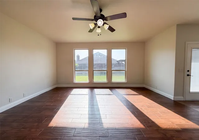 Photo 4 of Single family home for sale at 830 Graham Dr, Burleson, TX 76028 | MLS# 21353473 | Listing updated on 2026-10-06