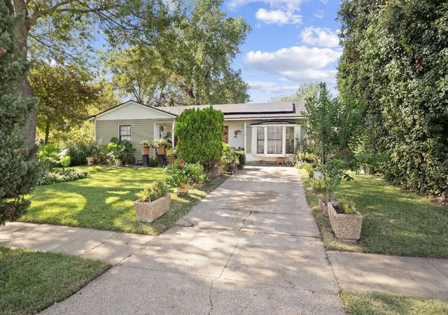 Photo 1 of Single family home for sale at 1255 Olden St, Dallas, TX 75211 | MLS# 21353480 | Listing updated on 2026-08-07